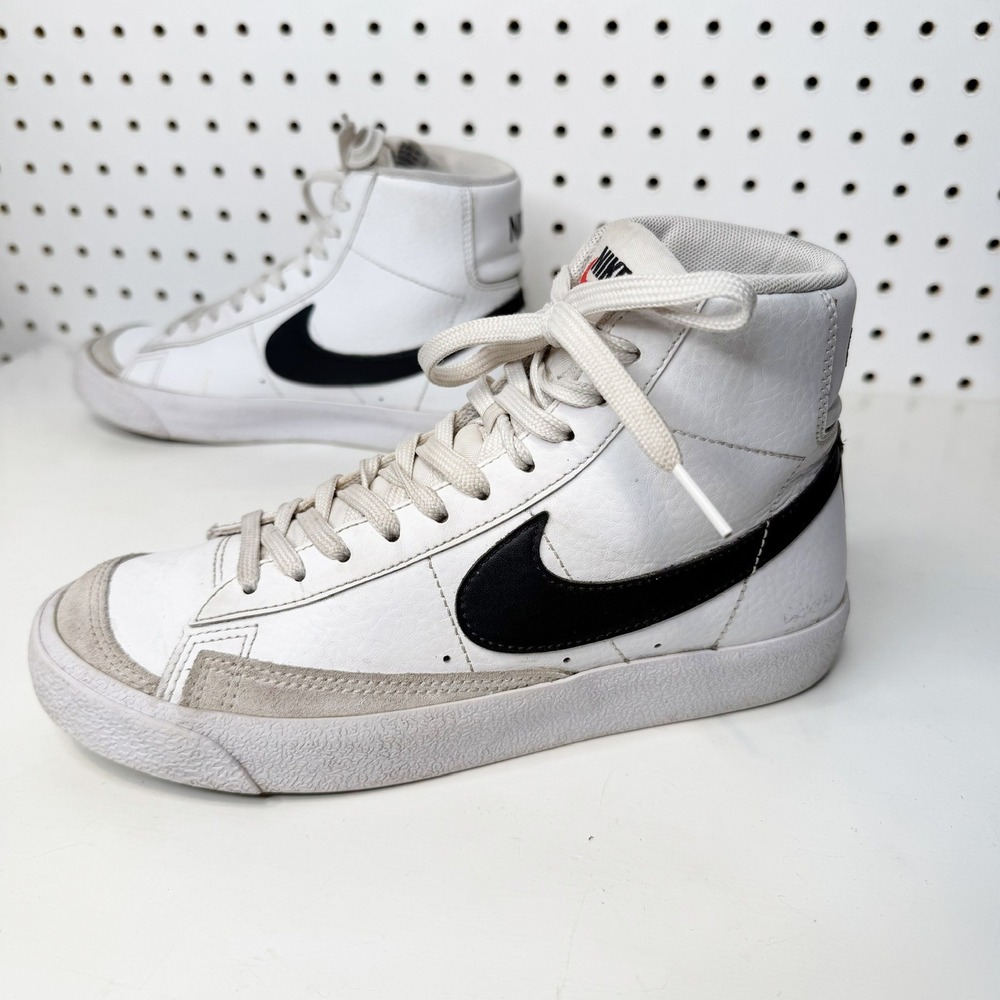 Nike | Blazer Mid 77 White Black Leather High Top Sneakers Youth‎ Size 5